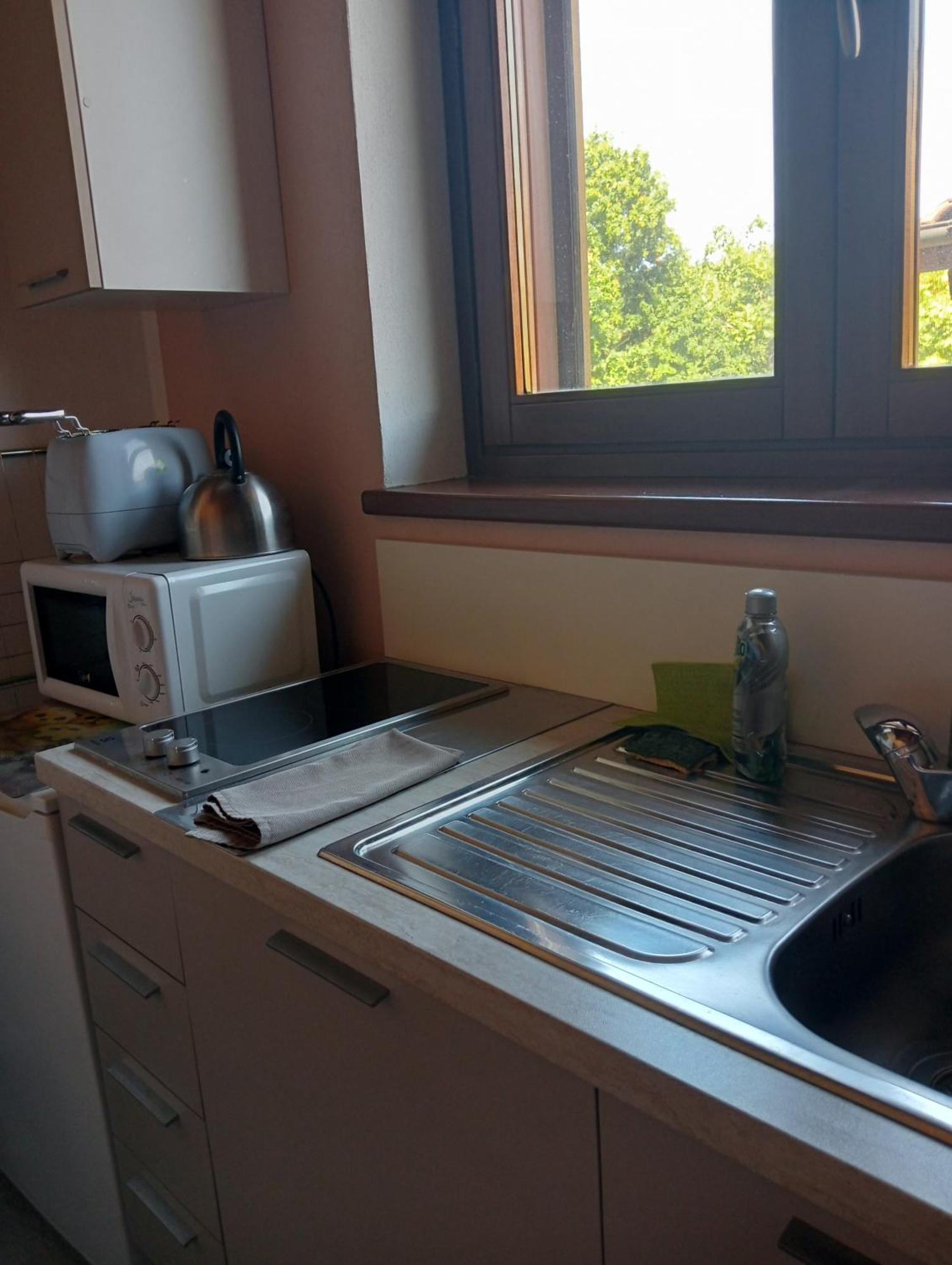 Vite Dipinte 1 Bilocale In Langa Daire Novello Dış mekan fotoğraf